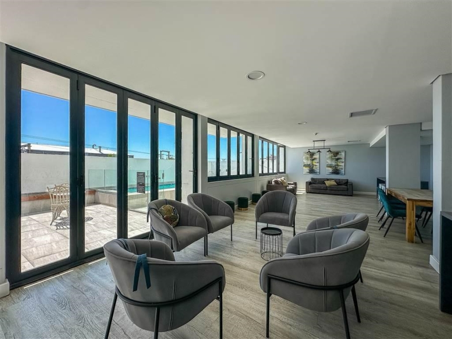 2 Bedroom Property for Sale in Woodstock Western Cape